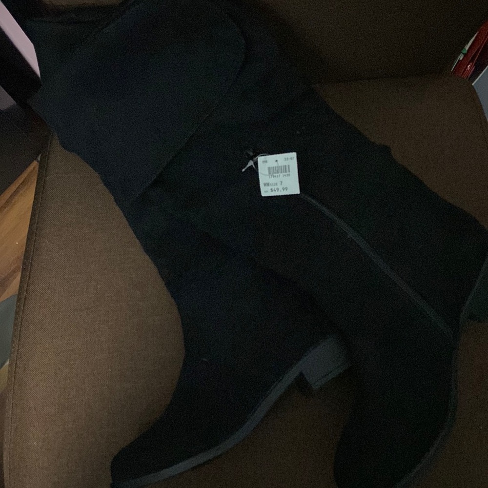 Black boots